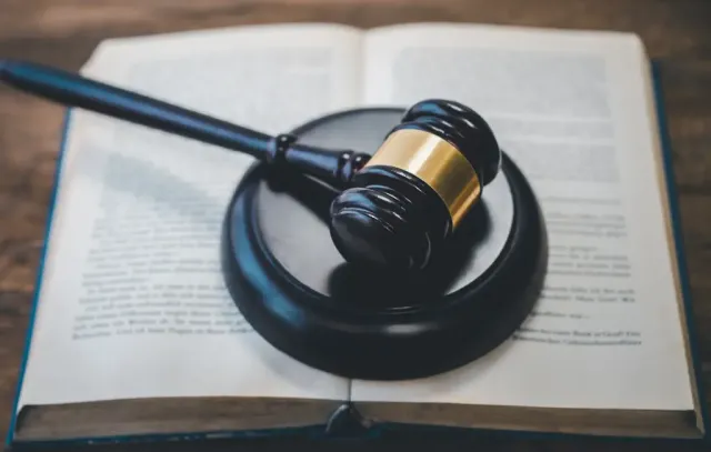 Je suis médecin, ai-je le droit de faire un site Web ?